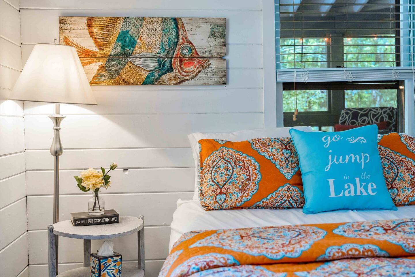 Lakehouse Escape by Lake Wallenpaupack