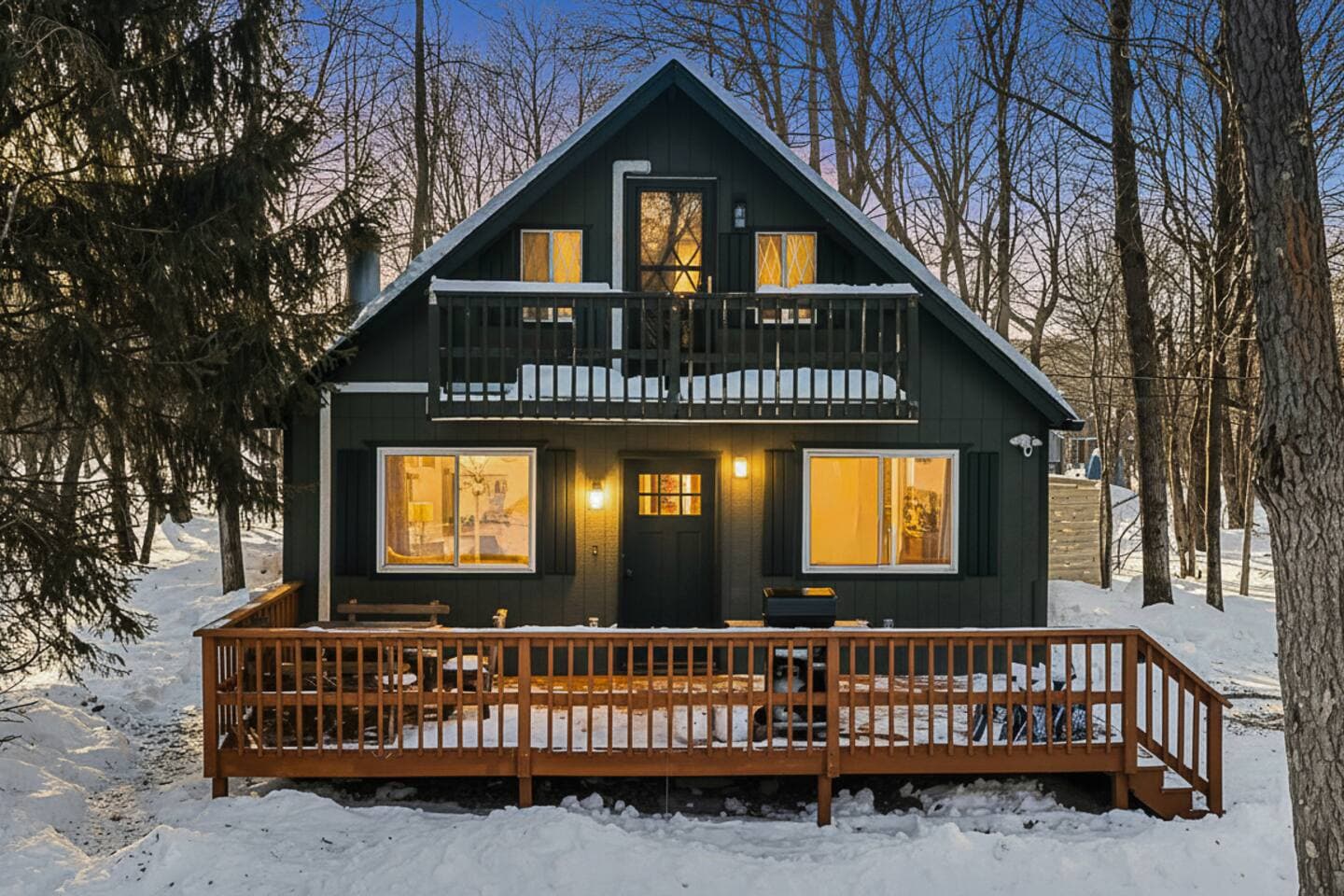 Relaxing Retreat W/ Hot Tub Near Pocono Mountains