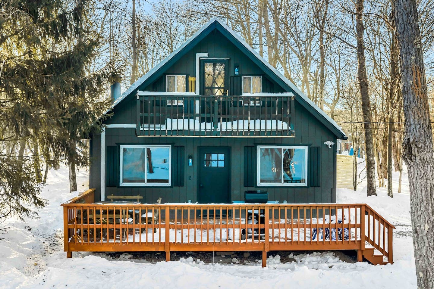 Relaxing Retreat W/ Hot Tub Near Pocono Mountains