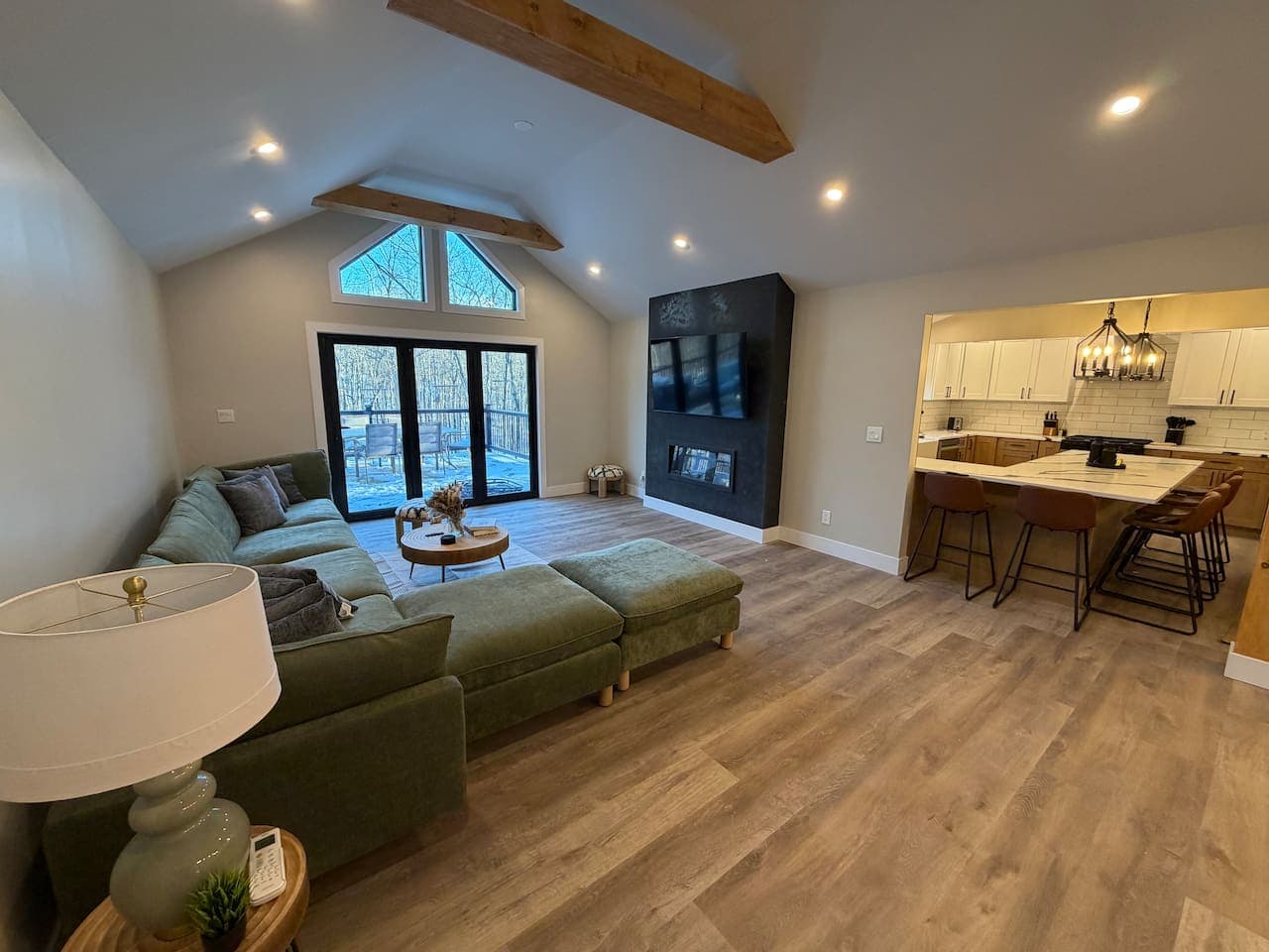 Creek Retreat w/ Secluded 18-Acres, Hot Tub, Sauna