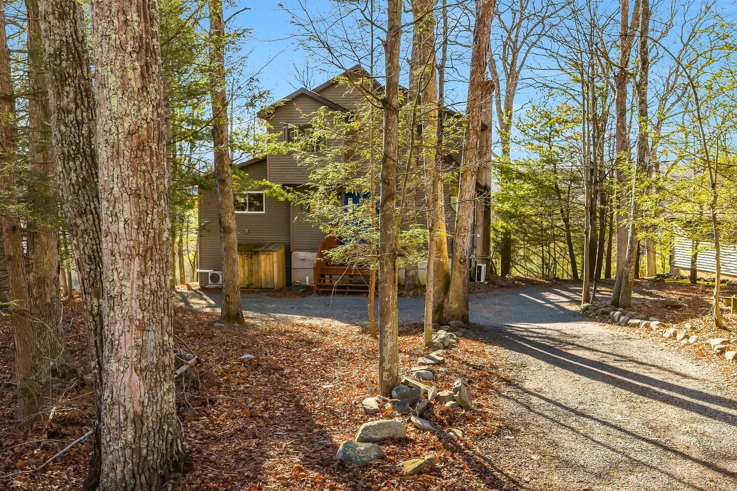 Pocono Escape W/ HotTub, Sauna, Steam Room, Plunge