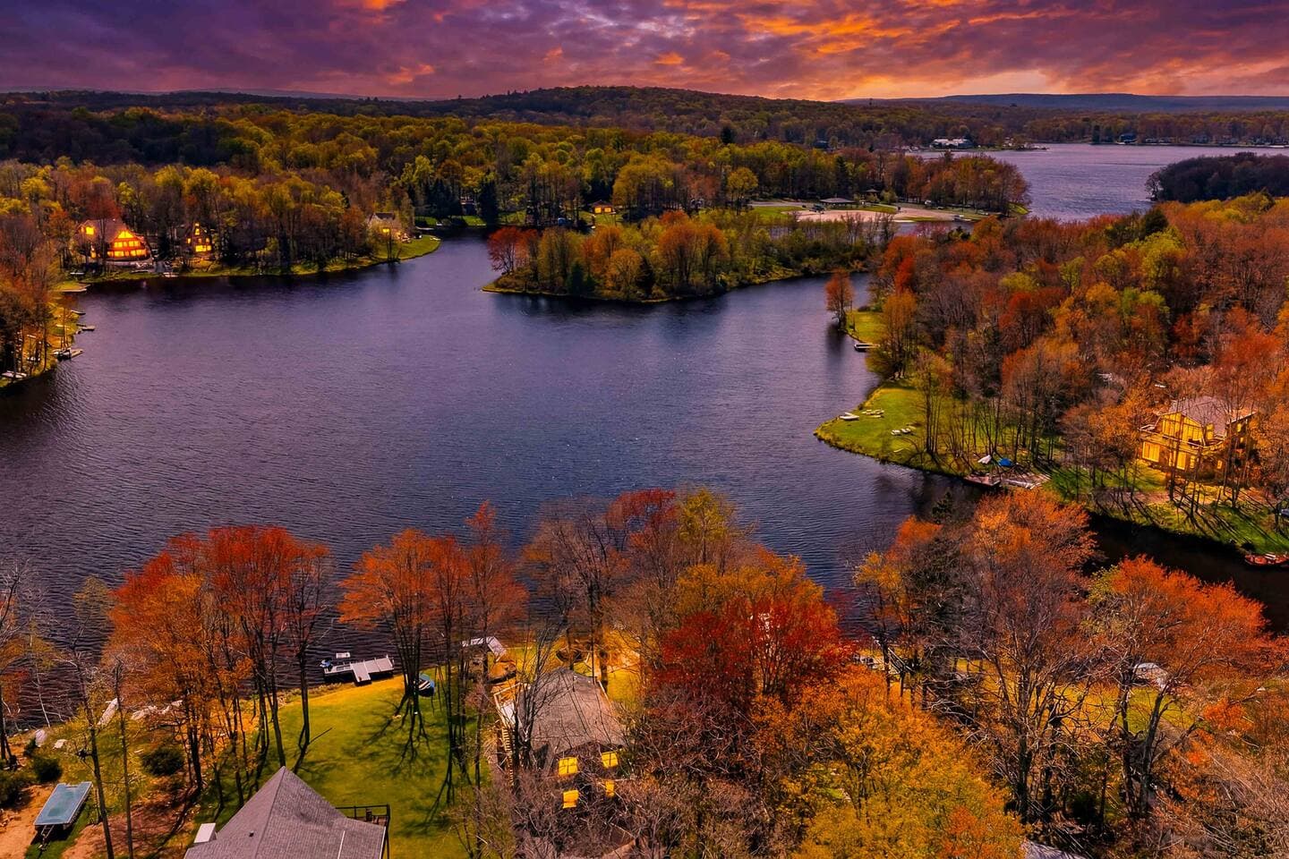 Arrowhead Lakefront Retreat w/HotTub Near Kalahari
