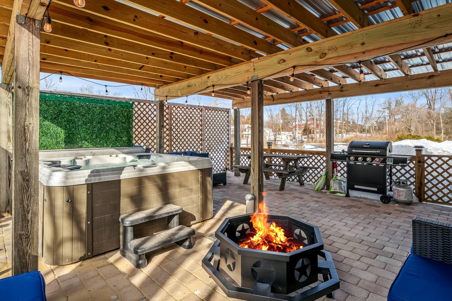 Neon & Pop Pocono Retreat w/ Sauna and Hot Tub
