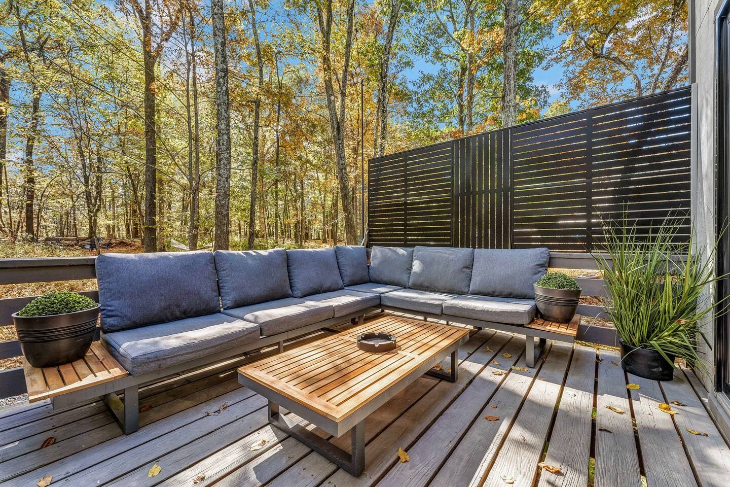 Bushkill Bliss w/ Hot tub near Falls & Shawnee