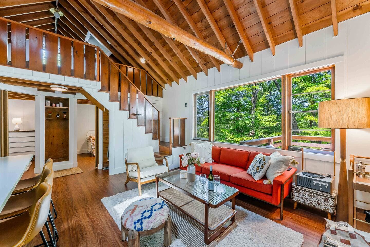 Charming 3BD Lake Cabin by Wallenpaupack