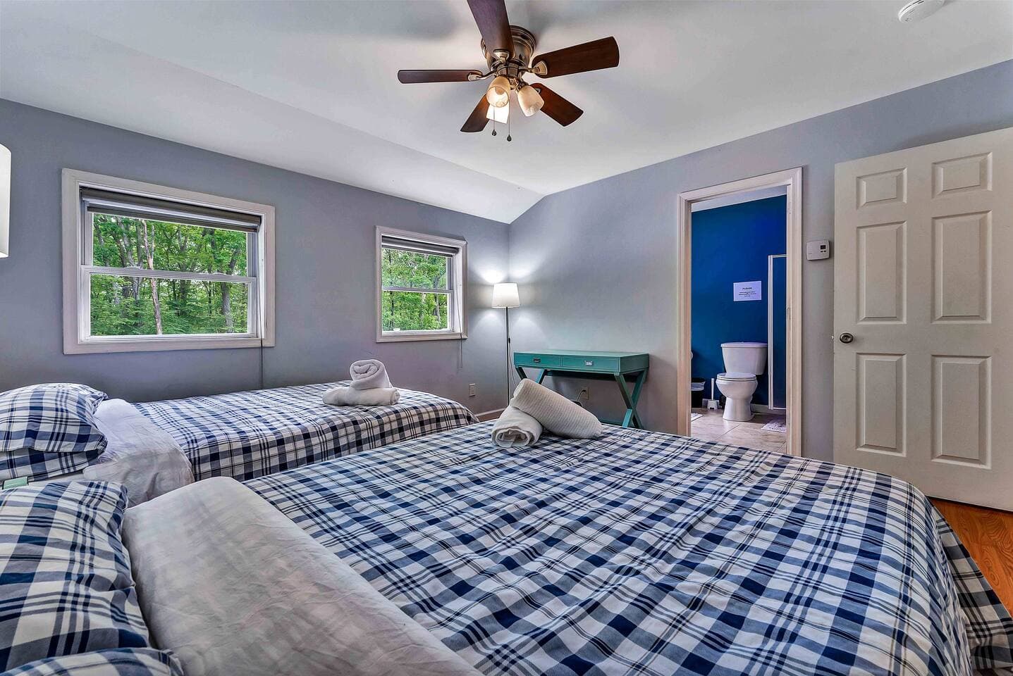 Mountain Escape w/Pool, Hot Tub, Sauna & Game Room